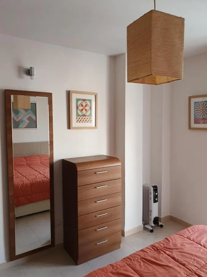 말라가 Apartamento En Trinidad San Pablo 아파트